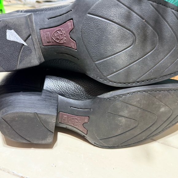 Ariat Black Leather Cowboy Boots - Picture 7 of 7